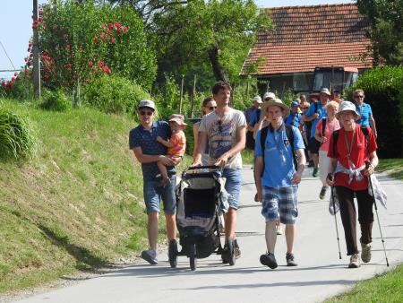 12. pohod Pomlad v prleških goricah Dan odprtih kleti in veselih ljudi, 28.5.2016 103